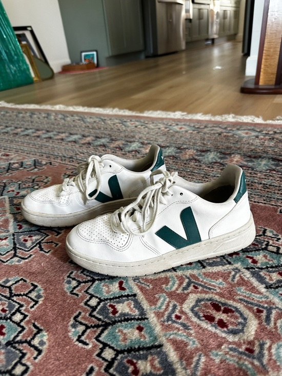 Veja V10 - Picture 4 of 8